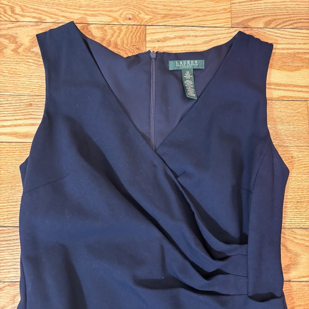 Lauren Ralph Lauren Sleevelesss Dress Ruching Cocktail V-Neck Office Navy Sz 10 - Picture 2 of 7